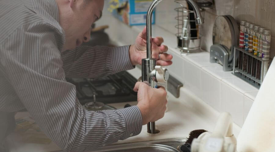 Expert burst pipe repair services in Vossburg, MS